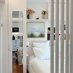 Апартаменты Azur Verdun *